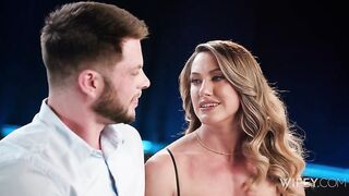 Wifey Summer Starz Summer And Dean Hotwife MILF Takes Huge BBC
