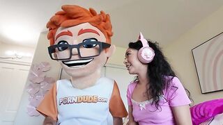 PornDudeCasting Sarah Lace Gamer Girl Sarah Lace Grinds With Porn Dude