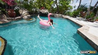 MonstersOfCock Ella Reese