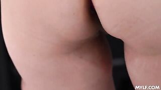 AnalMom Alana Luv