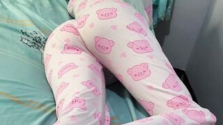 Stepdaughter in cosplay pajamas gets fucked by her big-dick stepdad (Over 18)