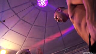 Party Hardcore Gone Crazy Vol. 79 - Party Dancing Bear