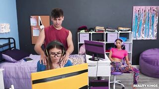 CrazyCollegeGFs Lina Love Gamer Grabs Some Dorm Dick
