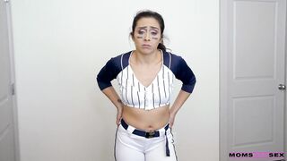 MomsTeachSex - Golden Ticket - Lauren Phillips | PornMedium.com