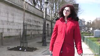 Flora, 32 Ans, Reflexologue Plantaire