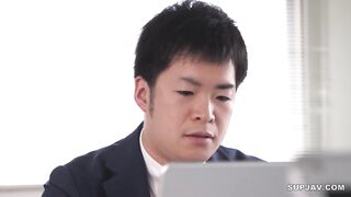 On A Stormy Night, I'm Trapped In The Office With My Female Boss, Juri Yamaguchi