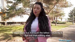 Public Agent I met an incredible PAWG with big tits