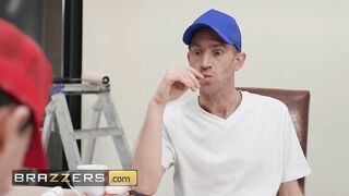 BRAZZERS - Louise Lee Rewards The Housepainters She Hired With A Paint Her Face With Cum - Betsy Blue