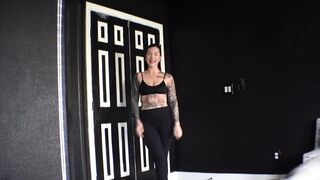 Roomate Went To Store.His Slut Girlfriend Didn't Wait ~ Mag Numb ~ Jayce Carter ~ SheLikesItRaw