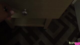 Sami White & Joey White - Twins Take Turns - S11:E10