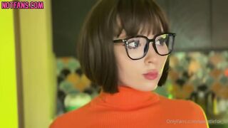 Velma Fucks Daphne - Sweetie Fox