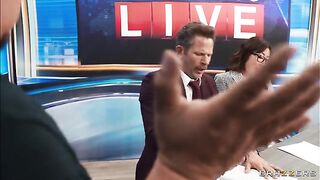 Breaking News: She Wants To Fuck