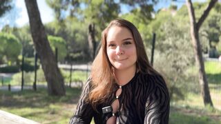 Lily, 23 Ans, Se Laisse Aller