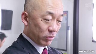 Nude Model NTR Director Nagae Work × New Cuckold Drama Ayaka Muto