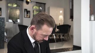 A Massive Bonus - Tanya Virago