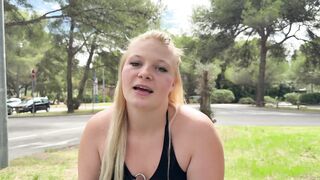 Anissa, 22 Ans, Veut être Baiser Par Deux Mecs