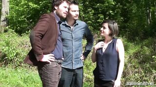 Elena, 19 Ans, A Besoin De Se Faire Dépanner