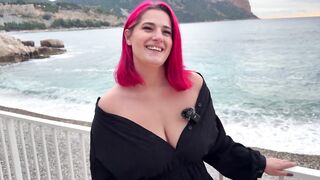 JacquieEtMichelTV Venus 25 Years Old From Apt 17 11 2025