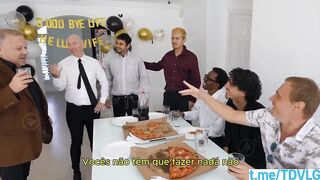 Na Festa De Despedida Deu Uma Loirinha Pra Ele LEGENDADO - Kali Roses