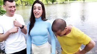 Briseida Myers- Fat Ass Freedom Lover Fucked In Public Park & Double Penetrated
