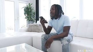 Luna Wants It In Her Tight Ass