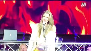 JuliaAnnLive My Avn Roast Continues The Beautiful Kayla Paige BTS