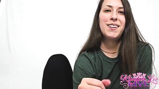 KimberLeeLive Cuck Gets A Handjob Present